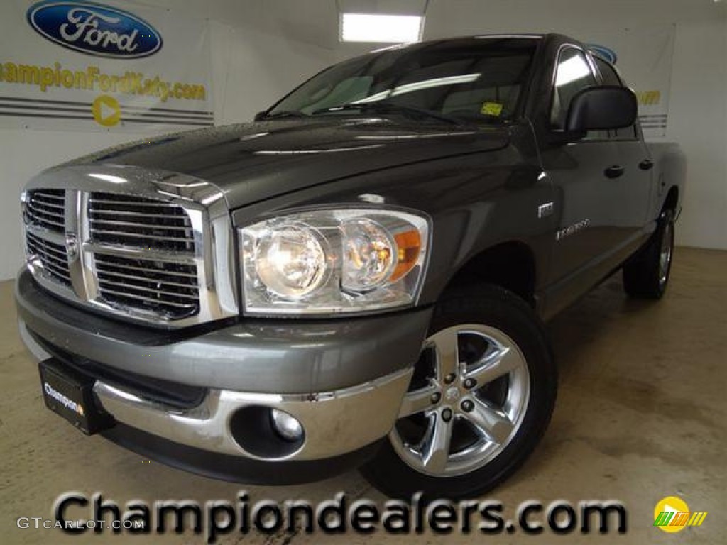 Mineral Gray Metallic Dodge Ram 1500