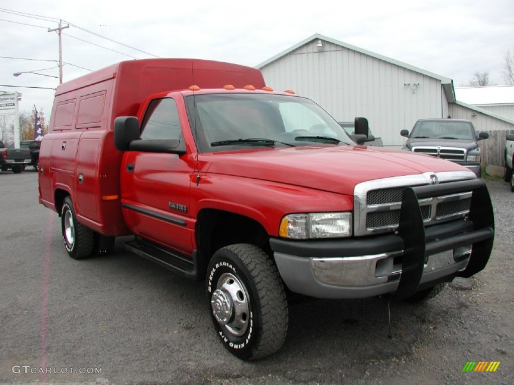 2000 Ram 3500 SLT Regular Cab 4x4 Commercial - Flame Red / Agate photo #1