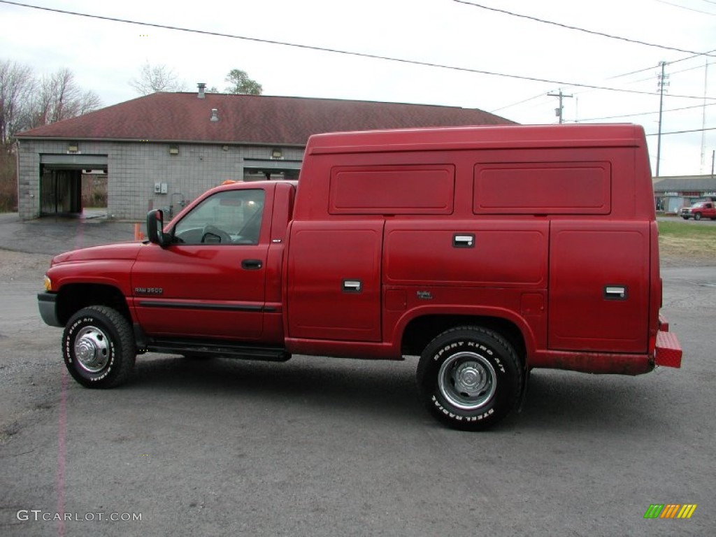 2000 Ram 3500 SLT Regular Cab 4x4 Commercial - Flame Red / Agate photo #11