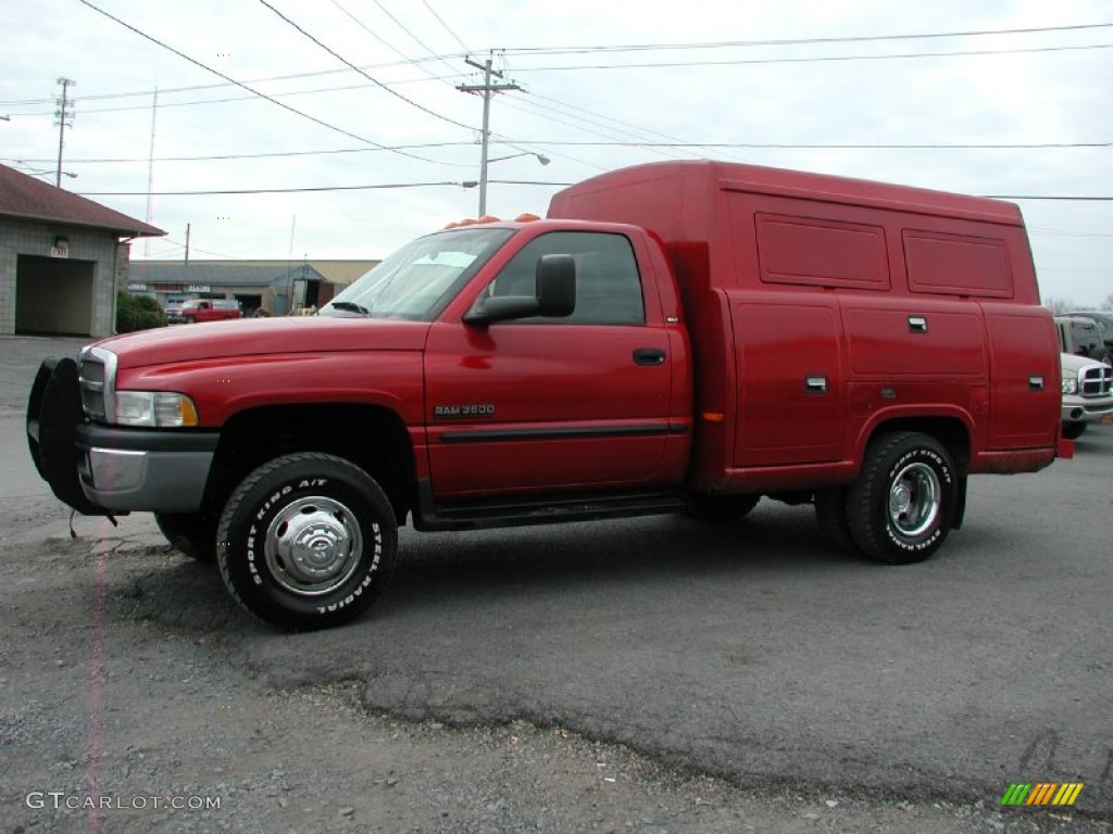 2000 Ram 3500 SLT Regular Cab 4x4 Commercial - Flame Red / Agate photo #14