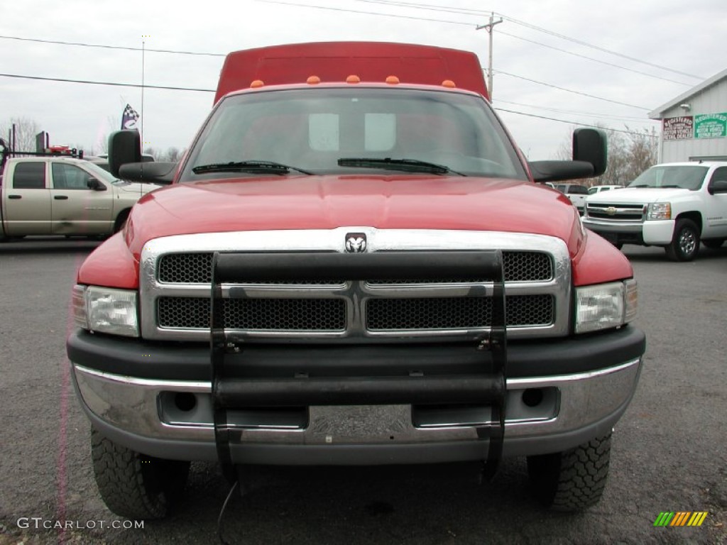 2000 Ram 3500 SLT Regular Cab 4x4 Commercial - Flame Red / Agate photo #16