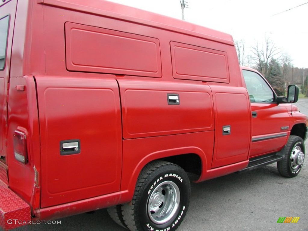 2000 Ram 3500 SLT Regular Cab 4x4 Commercial - Flame Red / Agate photo #20