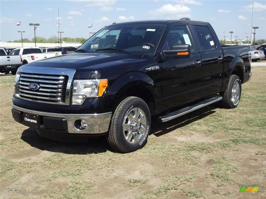 2011 F150 XLT SuperCrew - Ebony Black / Pale Adobe photo #3