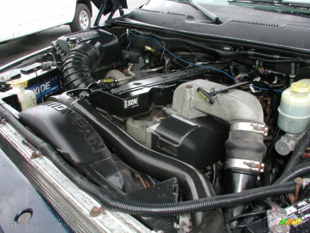 2002 Dodge Ram 2500 SLT Quad Cab 4x4 5.9 Liter OHV 24-Valve Cummins Turbo Diesel Inline 6 Cylinder Engine Photo #57388655