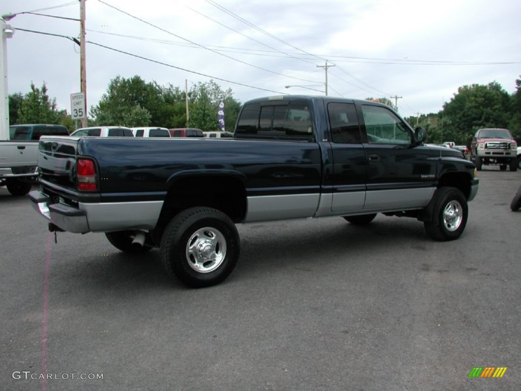 2002 Ram 2500 SLT Quad Cab 4x4 - Patriot Blue Pearl / Agate photo #38