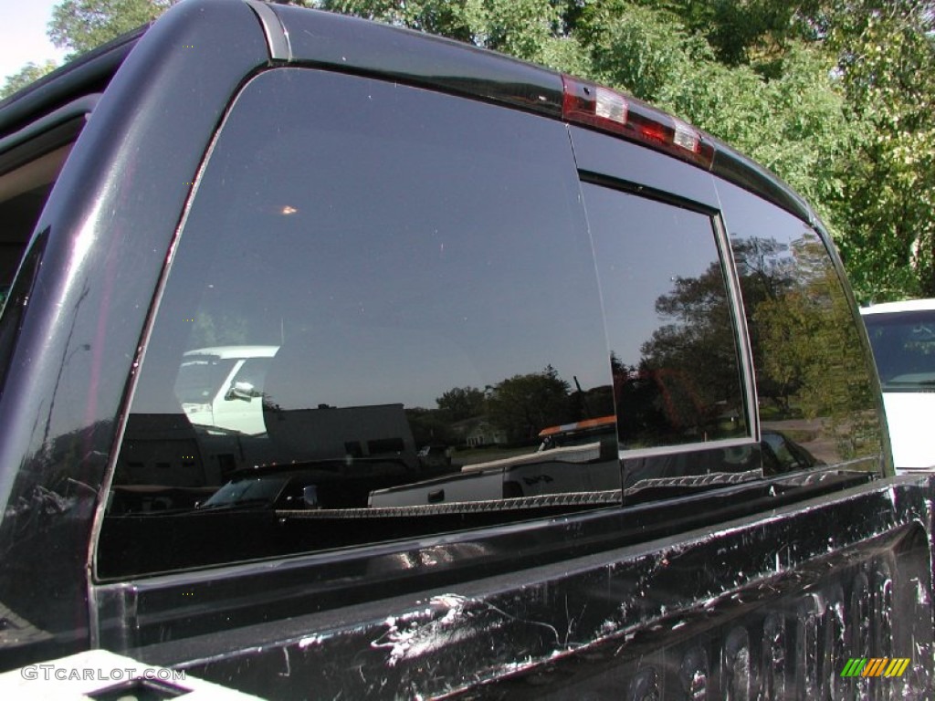 2004 Ram 3500 SLT Quad Cab 4x4 Dually - Black / Dark Slate Gray photo #39