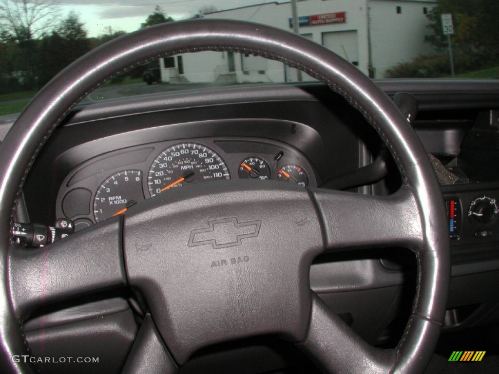 2005 Silverado 1500 Z71 Crew Cab 4x4 - Black / Dark Charcoal photo #37