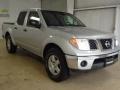 Radiant Silver - Frontier SE Crew Cab Photo No. 3