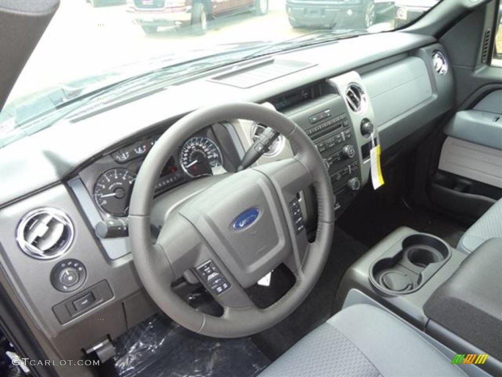 2011 F150 XLT SuperCrew - Dark Blue Pearl Metallic / Steel Gray photo #11