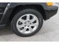 Brilliant Black Crystal Pearl - Commander Overland 4x4 Photo No. 29