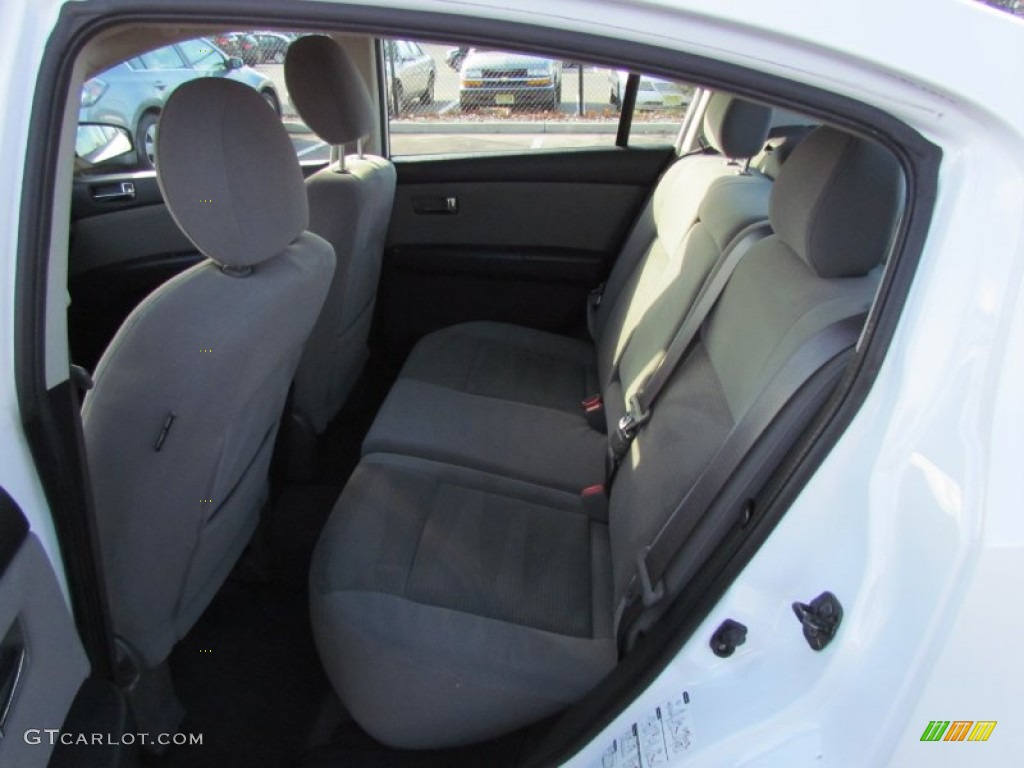 2010 Sentra 2.0 S - Aspen White / Charcoal photo #7