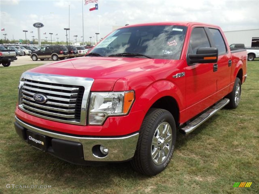 2011 F150 XLT SuperCrew - Race Red / Steel Gray photo #3