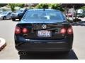 Black - Jetta SE Sedan Photo No. 5