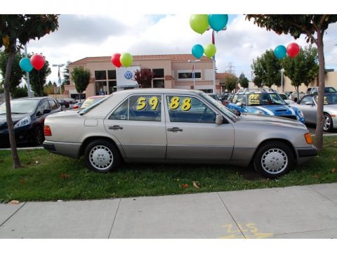 1991 Mercedes-Benz E Class