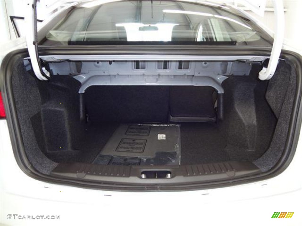 2012 Ford Fiesta SE Sedan Trunk Photo #57402635