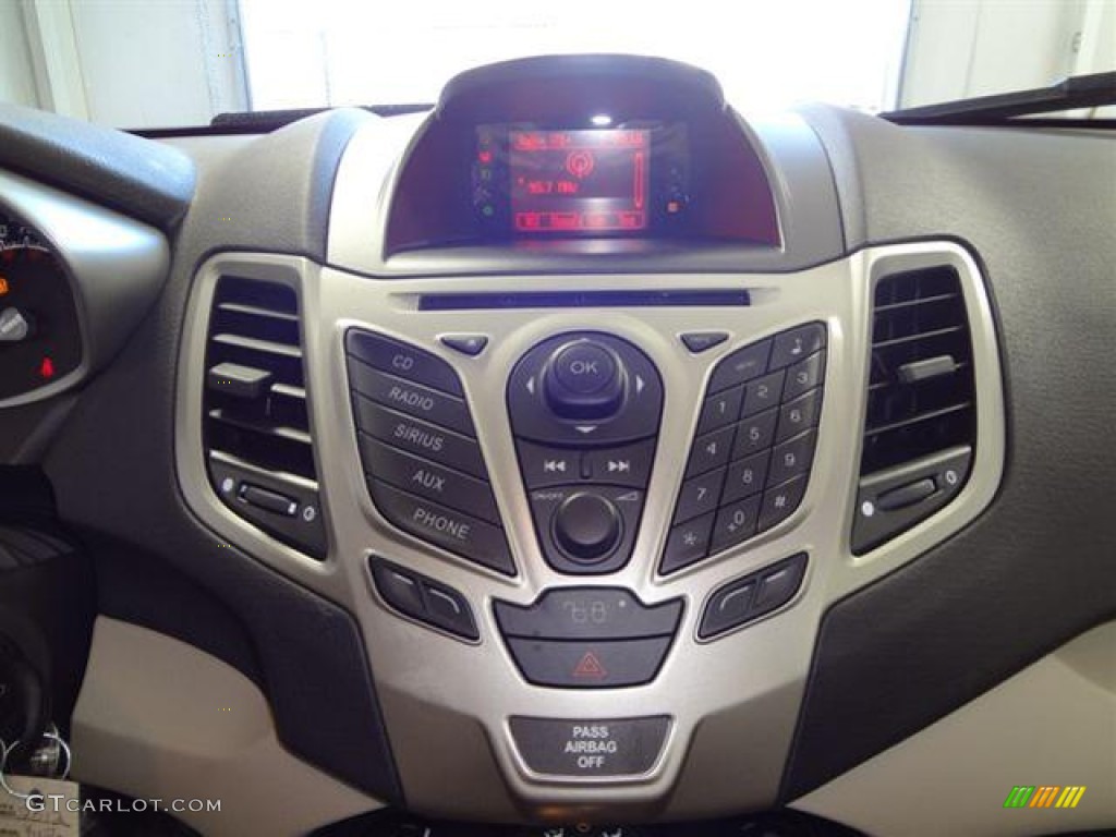 2012 Ford Fiesta SE Sedan Controls Photo #57402662