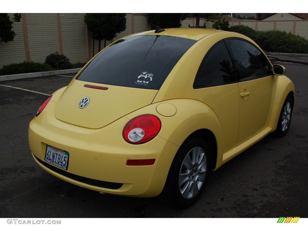 2010 New Beetle 2.5 Coupe - Sunflower Yellow / Black photo #4