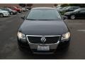 Deep Black - Passat Turbo Sedan Photo No. 2