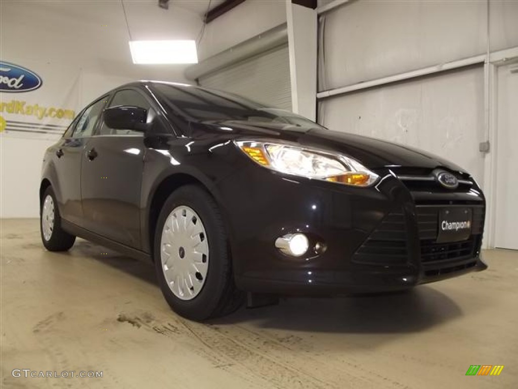 2012 Focus SE SFE Sedan - Tuxedo Black Metallic / Stone photo #3