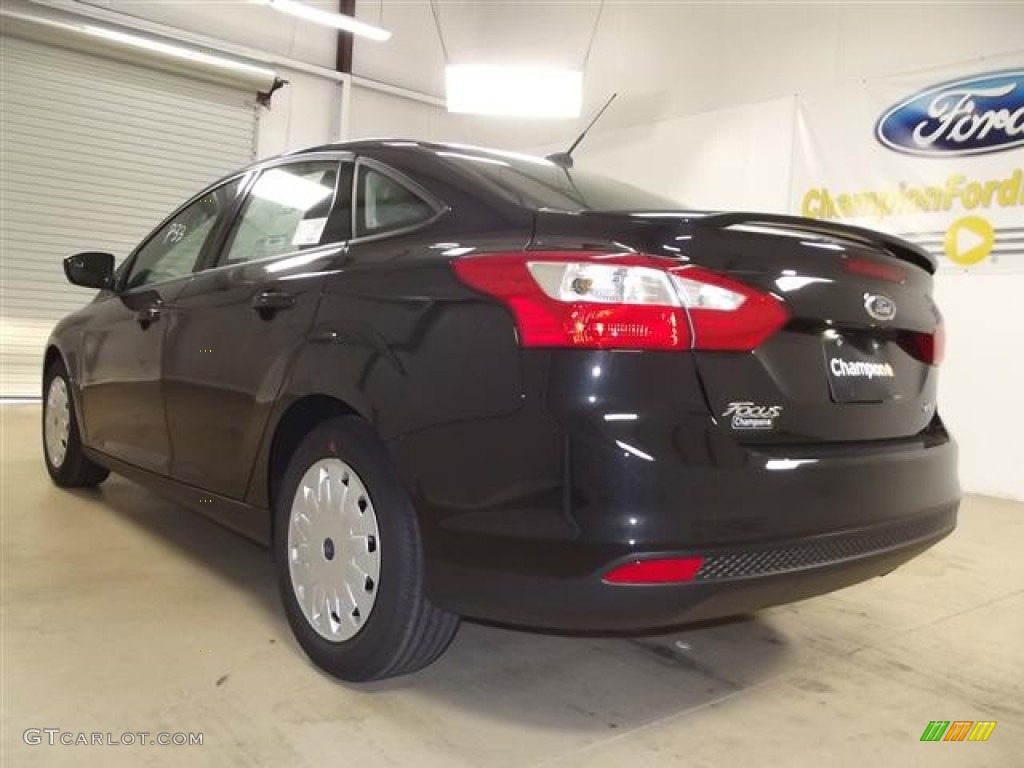 2012 Focus SE SFE Sedan - Tuxedo Black Metallic / Stone photo #6