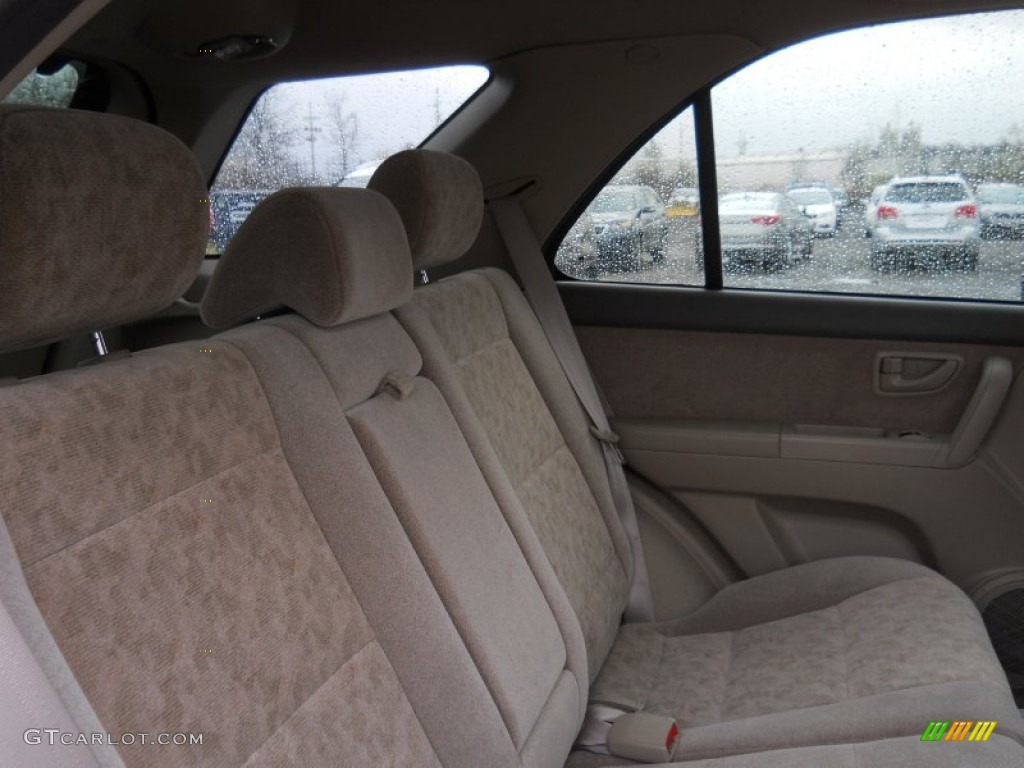 2006 Sorento LX 4x4 - Sand Beige / Beige photo #8