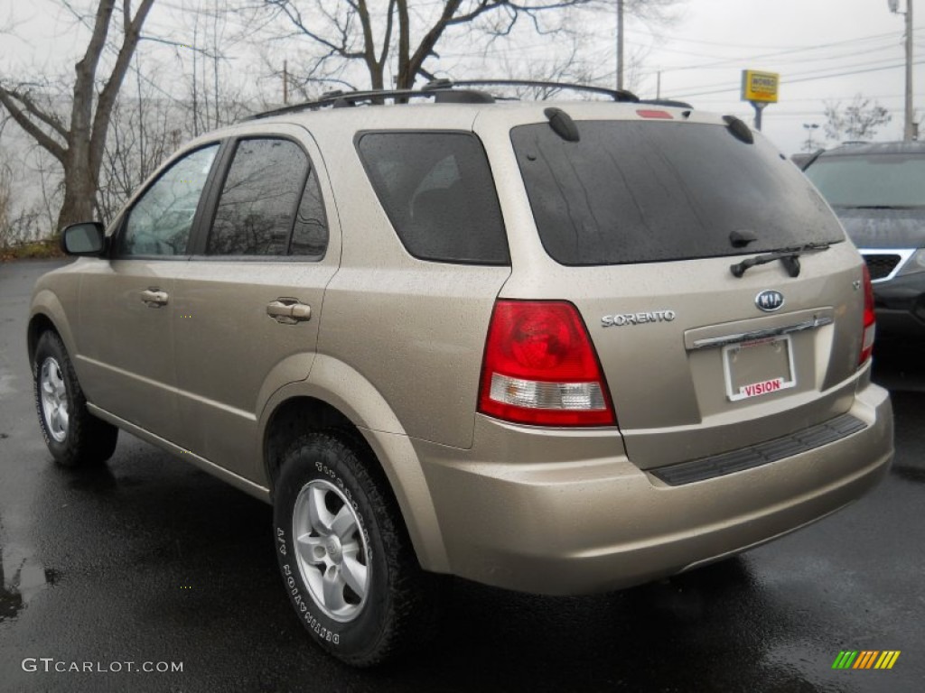 2006 Sorento LX 4x4 - Sand Beige / Beige photo #12