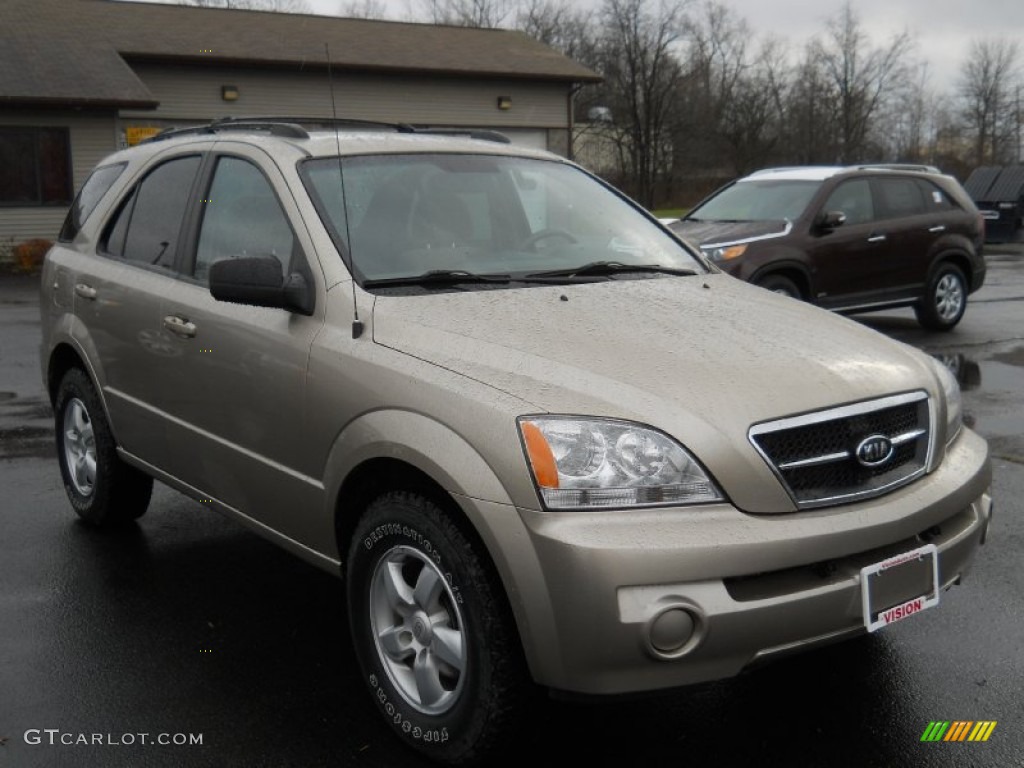 2006 Sorento LX 4x4 - Sand Beige / Beige photo #14