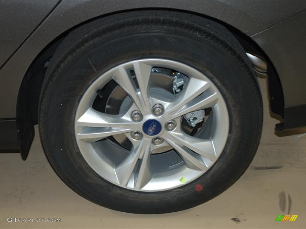 2012 Focus SE Sport Sedan - Sterling Grey Metallic / Two-Tone Sport photo #7