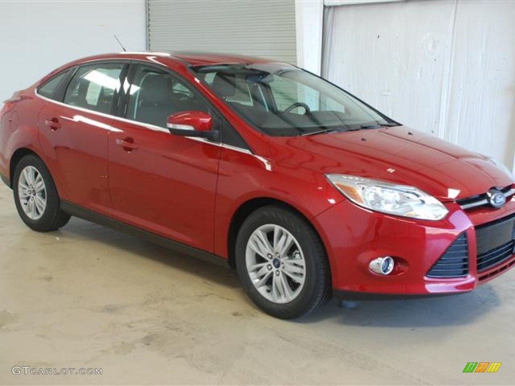 2012 Focus SEL Sedan - Red Candy Metallic / Charcoal Black photo #3