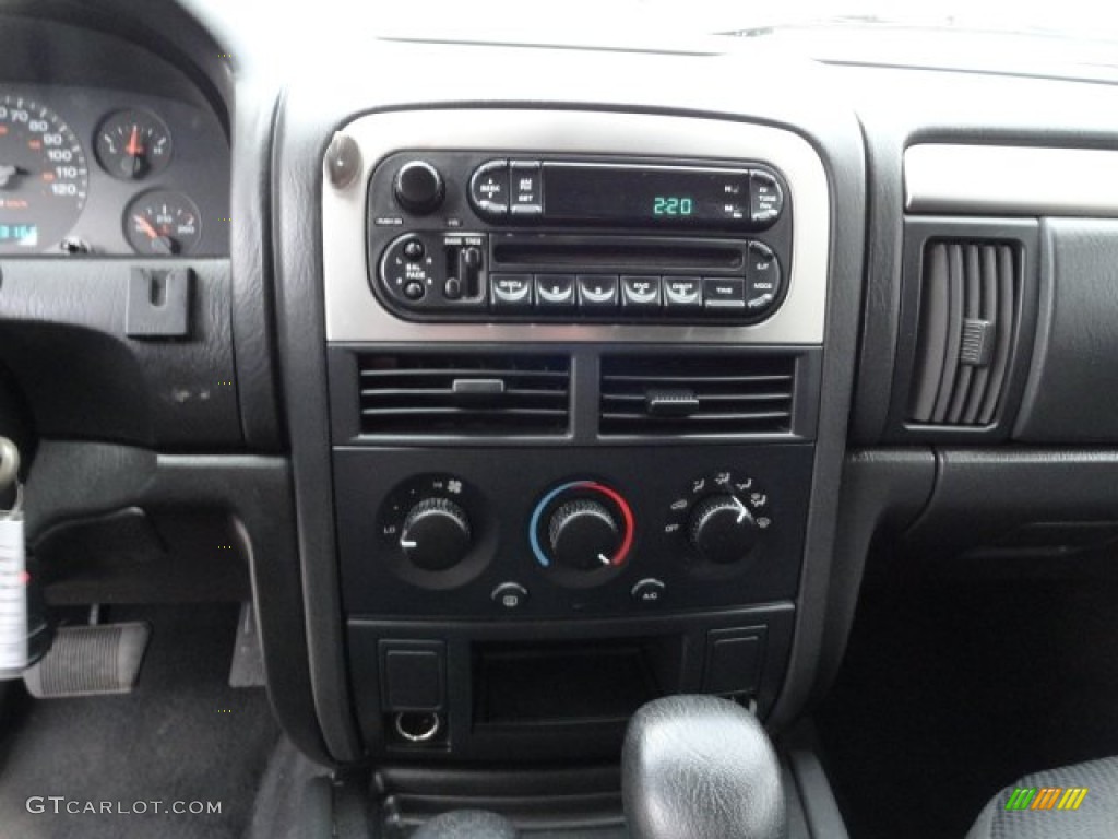 2003 Grand Cherokee Laredo 4x4 - Graphite Metallic / Dark Slate Gray photo #18