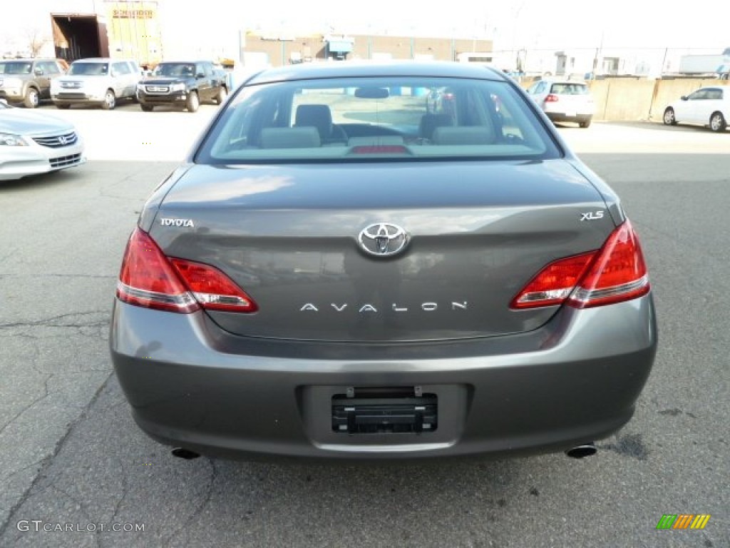 2006 Avalon XLS - Phantom Gray Pearl / Graphite photo #4