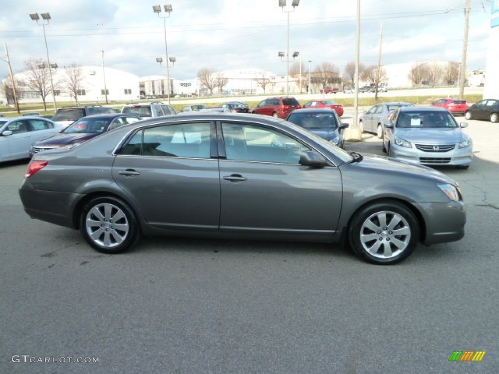 2006 Avalon XLS - Phantom Gray Pearl / Graphite photo #6