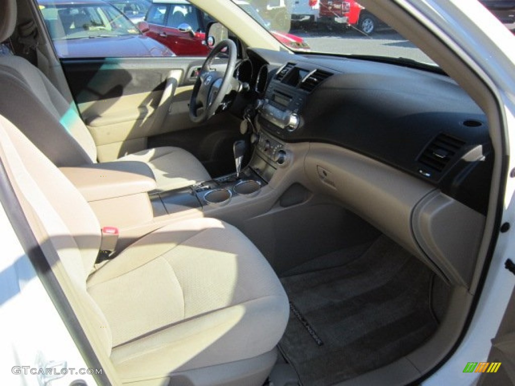 2009 Highlander V6 4WD - Blizzard White Pearl / Sand Beige photo #8