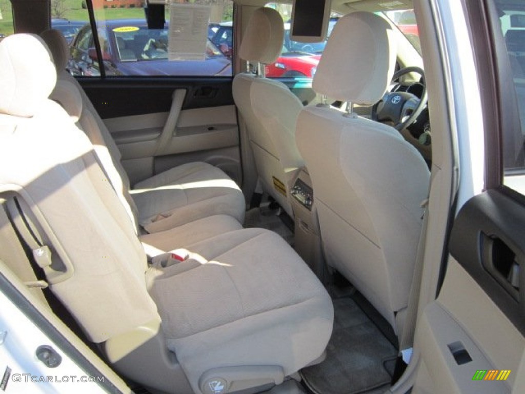 2009 Highlander V6 4WD - Blizzard White Pearl / Sand Beige photo #9