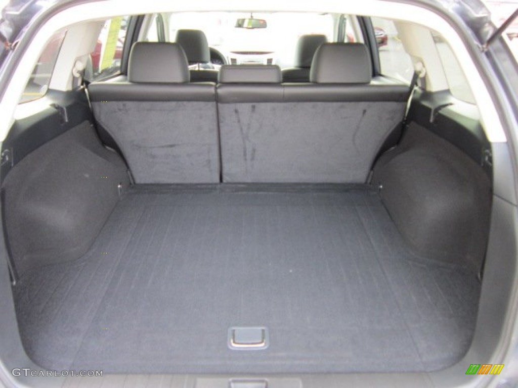 2010 Subaru Outback 2.5i Limited Wagon Trunk Photo #57412628