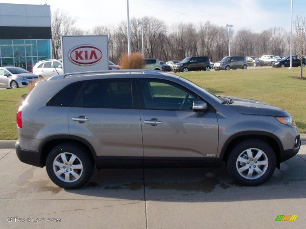 2012 Sorento LX V6 AWD - Titanium Silver / Black photo #2