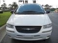 Golden White Pearl 2000 Chrysler Town & Country Limited Exterior