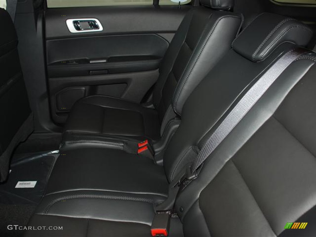 2012 Explorer XLT - Tuxedo Black Metallic / Charcoal Black photo #10