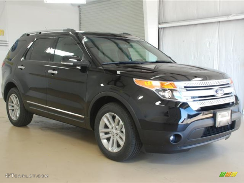 2012 Explorer XLT - Black / Charcoal Black photo #3