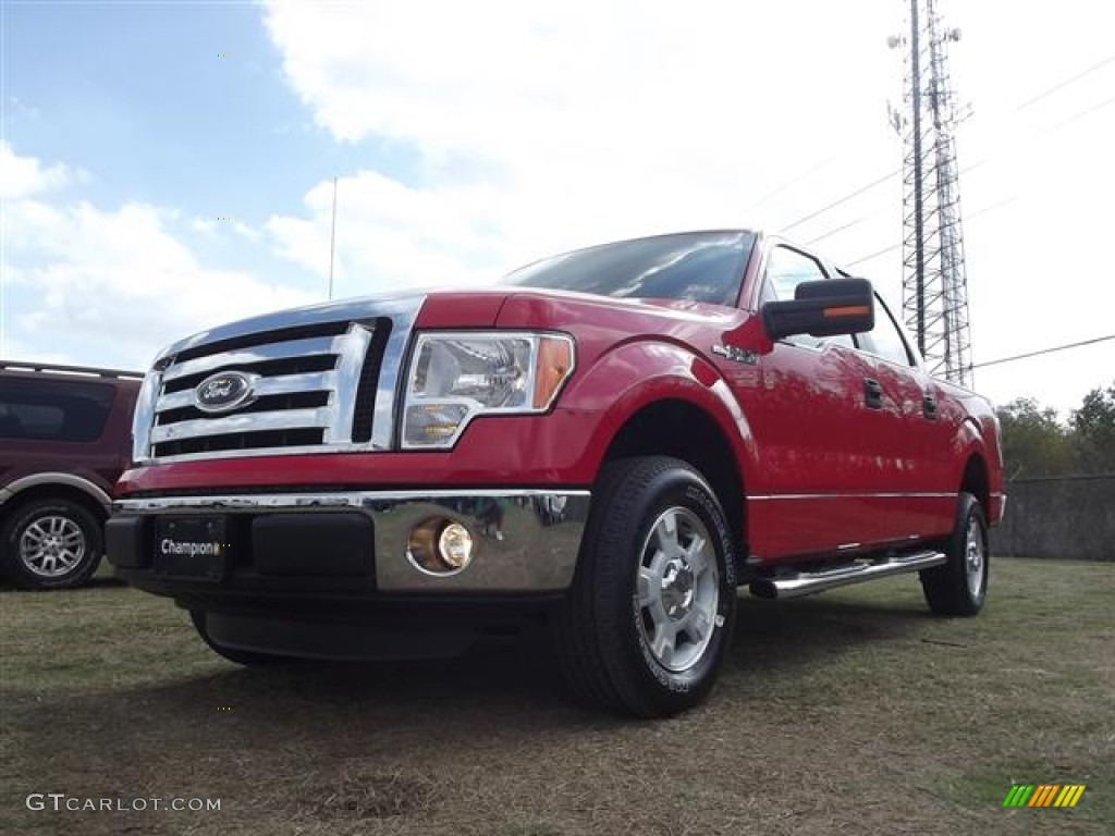 2012 F150 XLT SuperCrew - Race Red / Steel Gray photo #3