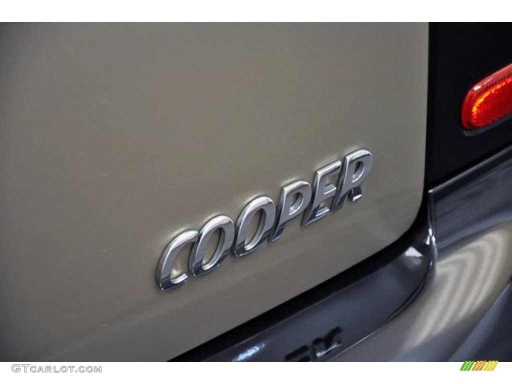 2009 Cooper Clubman - Sparkling Silver Metallic / Checkered Carbon Black/Black photo #6