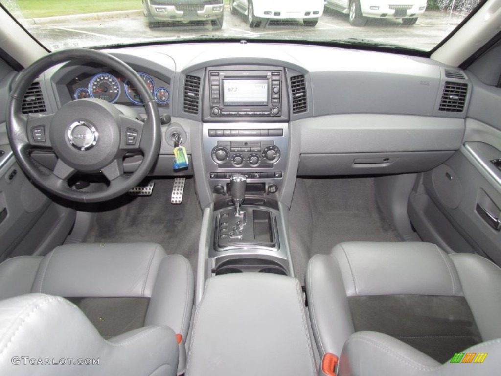 2007 Grand Cherokee SRT8 4x4 - Bright Silver Metallic / Medium Slate Gray photo #13