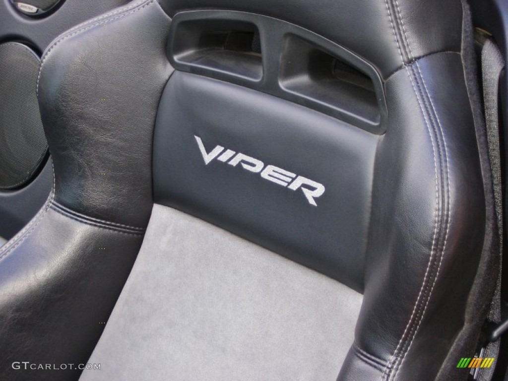 2008 Dodge Viper SRT-10 Embroidered Viper logo on seat Photo #57428336