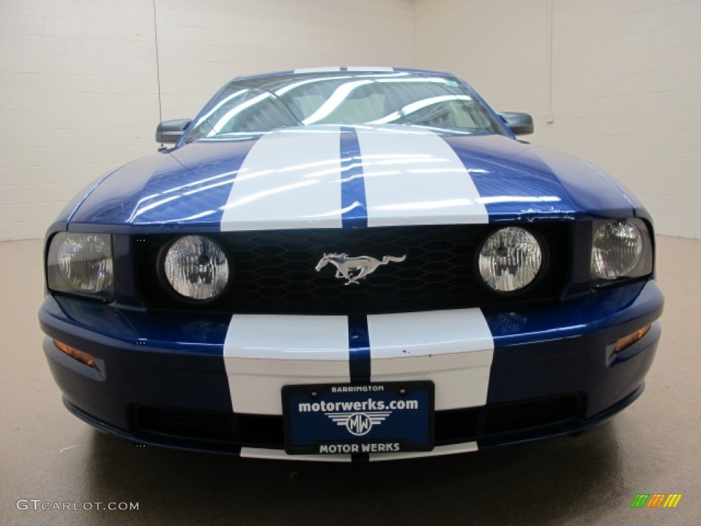 2005 Mustang GT Premium Coupe - Sonic Blue Metallic / Dark Charcoal photo #3