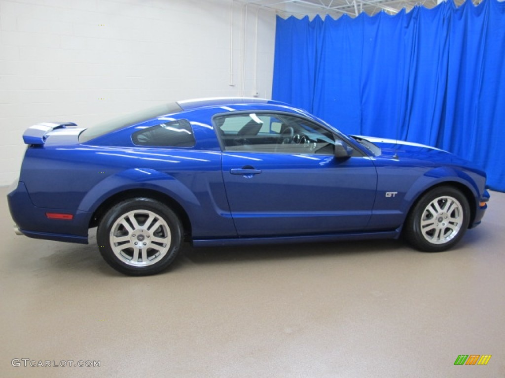 2005 Mustang GT Premium Coupe - Sonic Blue Metallic / Dark Charcoal photo #10