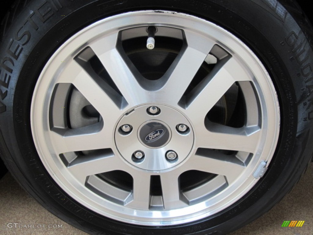 2005 Ford Mustang GT Premium Coupe Wheel Photo #57429311