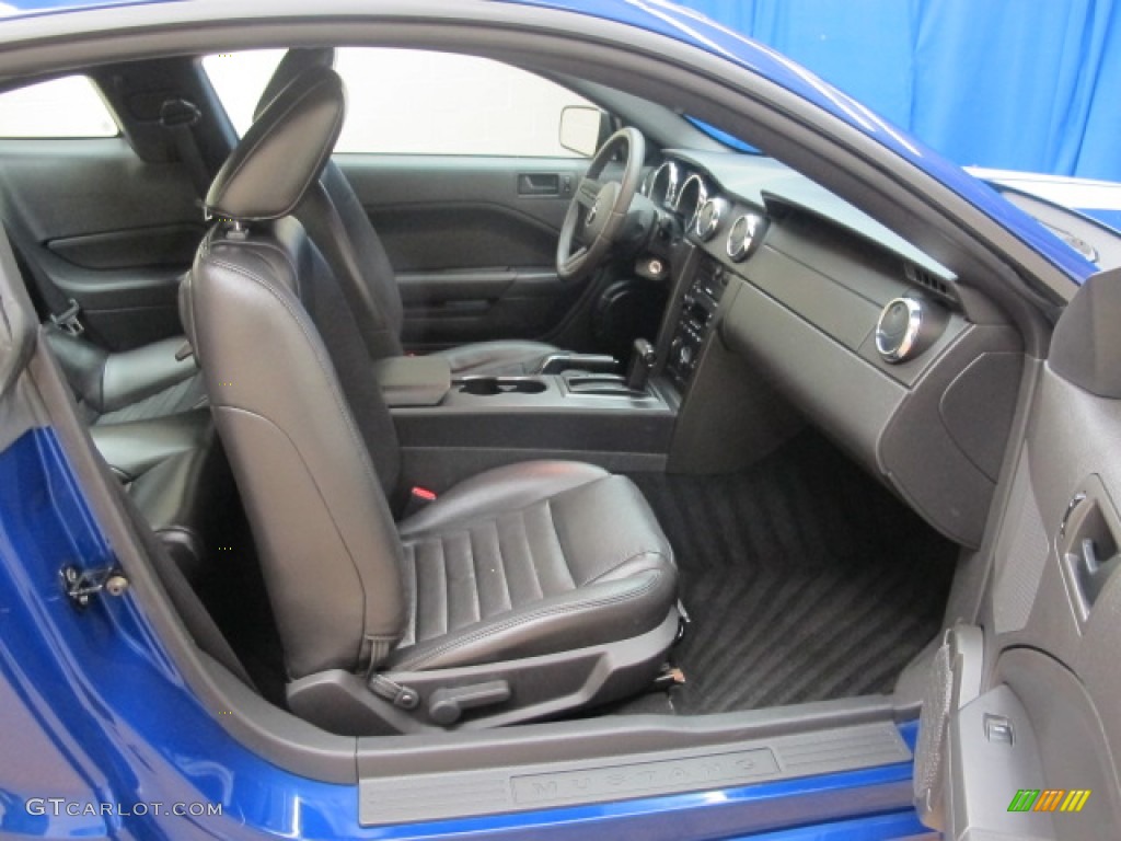 2005 Mustang GT Premium Coupe - Sonic Blue Metallic / Dark Charcoal photo #23