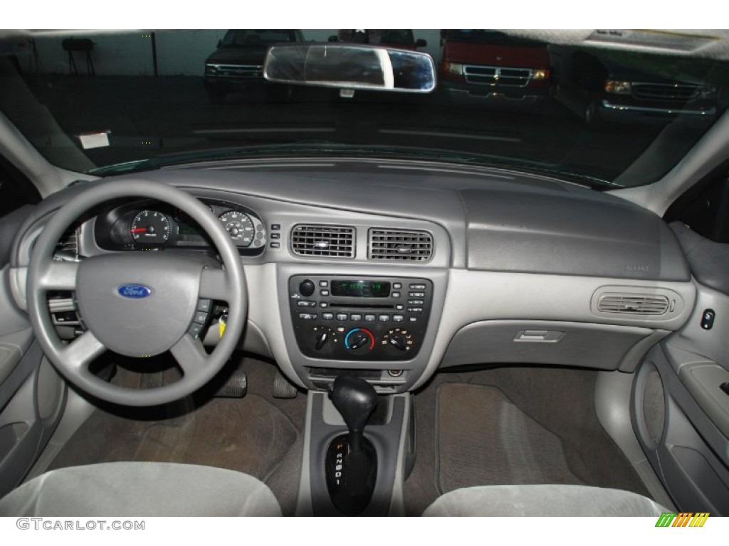 2004 Taurus SE Sedan - Silver Frost Metallic / Medium Graphite photo #6