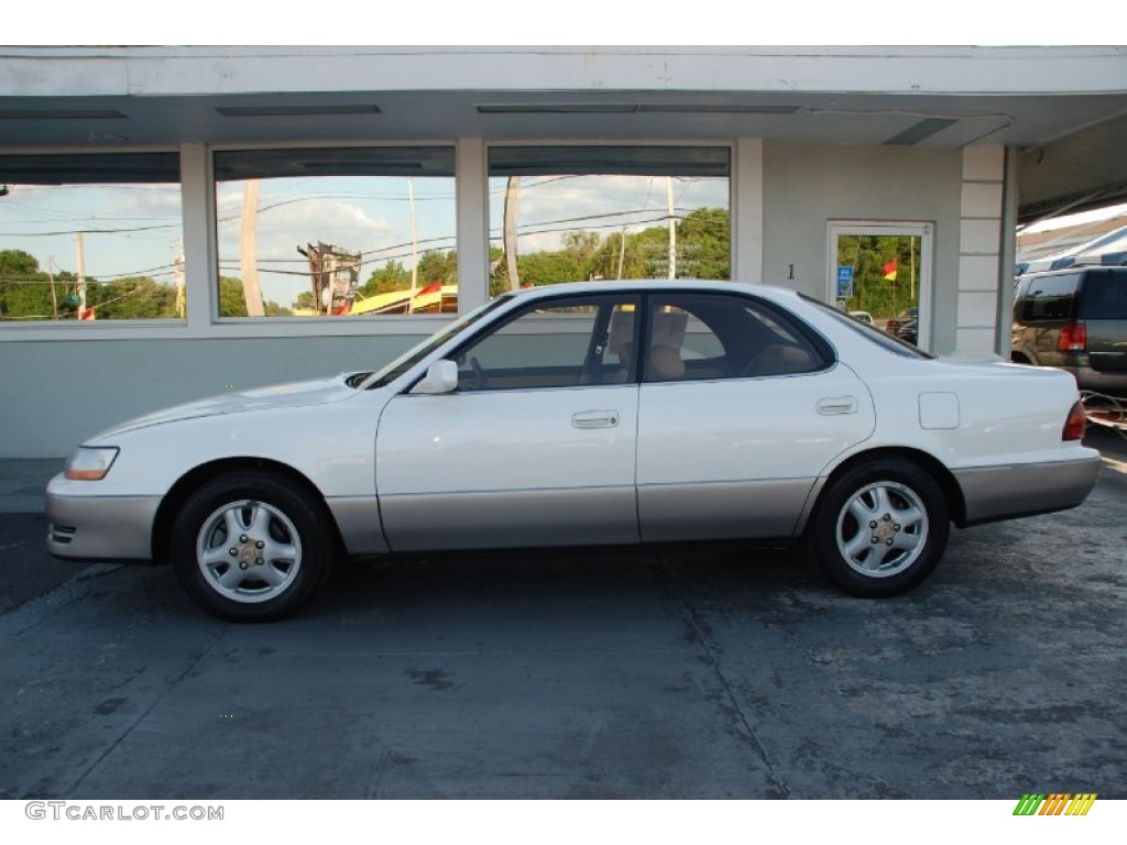 White 1993 Lexus ES 300 Exterior Photo #57430256