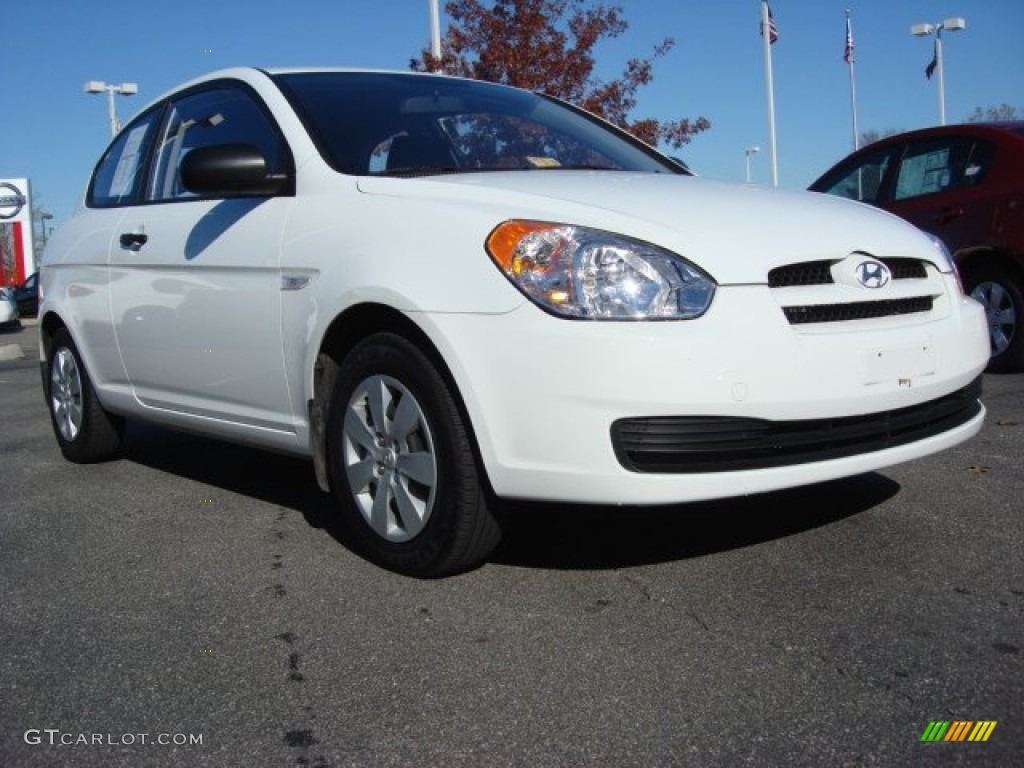 2011 Accent GS 3 Door - Nordic White / Gray photo #1